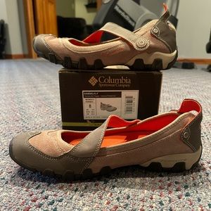 Columbia shoes
